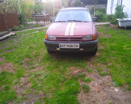 Червоний Опель Астра, об'ємом двигуна 1.6 л та пробігом 260 тис. км за 1100 $, фото 2 на Automoto.ua