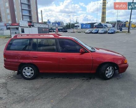 Червоний Опель Астра, об'ємом двигуна 1.6 л та пробігом 330 тис. км за 1300 $, фото 2 на Automoto.ua