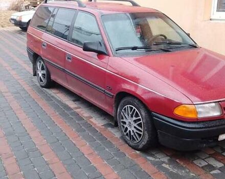 Червоний Опель Астра, об'ємом двигуна 1.8 л та пробігом 431 тис. км за 2000 $, фото 1 на Automoto.ua