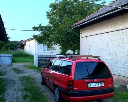 Красный Опель Астра, объемом двигателя 1.6 л и пробегом 440 тыс. км за 1500 $, фото 6 на Automoto.ua