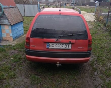 Красный Опель Астра, объемом двигателя 1.6 л и пробегом 310 тыс. км за 1250 $, фото 5 на Automoto.ua