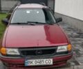 Червоний Опель Астра, об'ємом двигуна 1.6 л та пробігом 320 тис. км за 1100 $, фото 1 на Automoto.ua