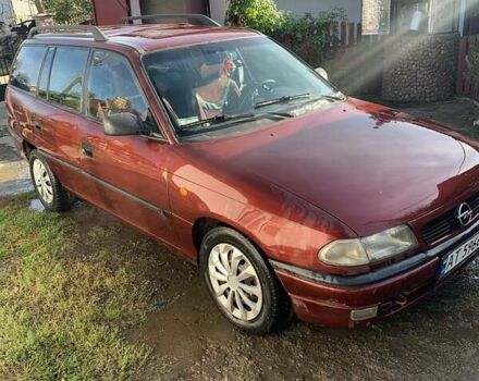 Красный Опель Астра, объемом двигателя 1.6 л и пробегом 391 тыс. км за 2700 $, фото 5 на Automoto.ua