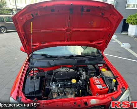 Красный Опель Астра, объемом двигателя 1.6 л и пробегом 300 тыс. км за 2550 $, фото 5 на Automoto.ua