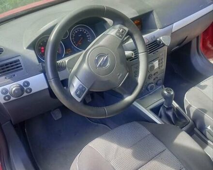 Красный Опель Астра, объемом двигателя 1.6 л и пробегом 220 тыс. км за 4300 $, фото 10 на Automoto.ua