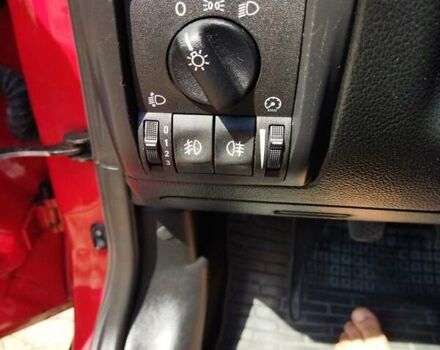 Красный Опель Астра, объемом двигателя 1.6 л и пробегом 398 тыс. км за 3500 $, фото 4 на Automoto.ua