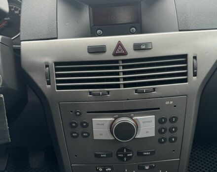 Красный Опель Астра, объемом двигателя 1.9 л и пробегом 347 тыс. км за 4000 $, фото 20 на Automoto.ua