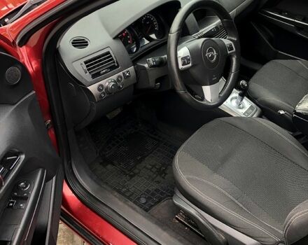 Красный Опель Астра, объемом двигателя 1.6 л и пробегом 270 тыс. км за 5200 $, фото 10 на Automoto.ua