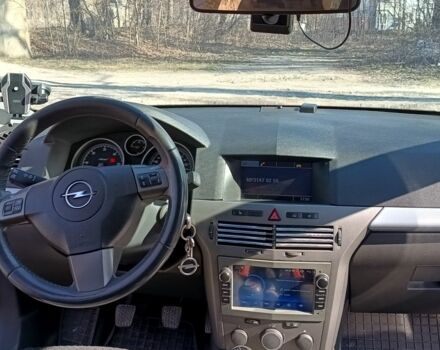 Червоний Опель Астра, об'ємом двигуна 1 л та пробігом 330 тис. км за 5500 $, фото 11 на Automoto.ua