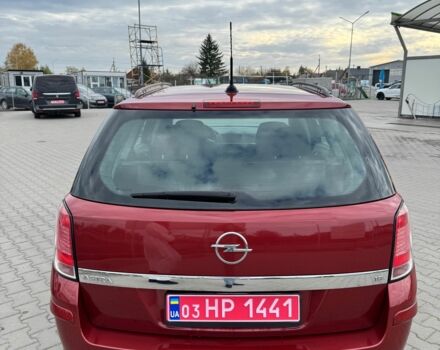 Красный Опель Астра, объемом двигателя 1.8 л и пробегом 204 тыс. км за 4750 $, фото 3 на Automoto.ua
