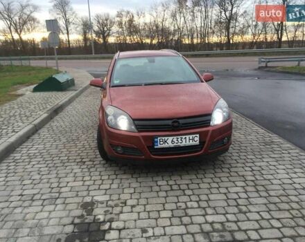 Красный Опель Астра, объемом двигателя 1.36 л и пробегом 176 тыс. км за 4700 $, фото 5 на Automoto.ua