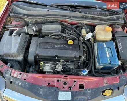 Красный Опель Астра, объемом двигателя 1.6 л и пробегом 340 тыс. км за 4400 $, фото 1 на Automoto.ua