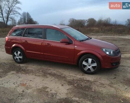 Красный Опель Астра, объемом двигателя 1.36 л и пробегом 176 тыс. км за 4700 $, фото 1 на Automoto.ua