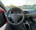 Красный Опель Астра, объемом двигателя 1.6 л и пробегом 230 тыс. км за 5000 $, фото 3 на Automoto.ua