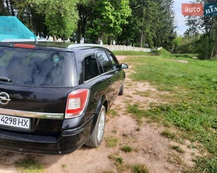 Красный Опель Астра, объемом двигателя 1.6 л и пробегом 240 тыс. км за 5200 $, фото 12 на Automoto.ua