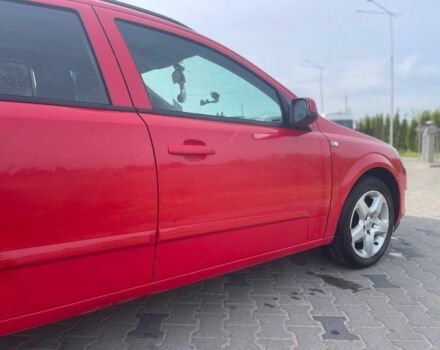 Красный Опель Астра, объемом двигателя 1.7 л и пробегом 380 тыс. км за 3500 $, фото 3 на Automoto.ua