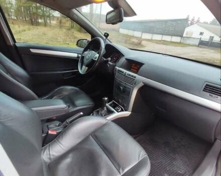 Червоний Опель Астра, об'ємом двигуна 1.6 л та пробігом 242 тис. км за 5150 $, фото 8 на Automoto.ua