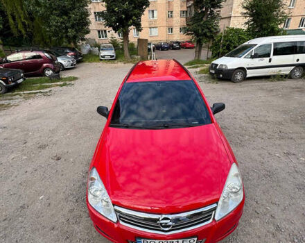Красный Опель Астра, объемом двигателя 1.6 л и пробегом 216 тыс. км за 5000 $, фото 1 на Automoto.ua