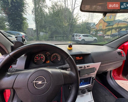 Красный Опель Астра, объемом двигателя 1.6 л и пробегом 216 тыс. км за 5000 $, фото 12 на Automoto.ua