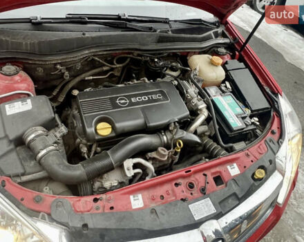 Красный Опель Астра, объемом двигателя 1.7 л и пробегом 246 тыс. км за 5200 $, фото 5 на Automoto.ua