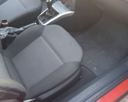 Красный Опель Астра, объемом двигателя 1.6 л и пробегом 116 тыс. км за 8155 $, фото 4 на Automoto.ua