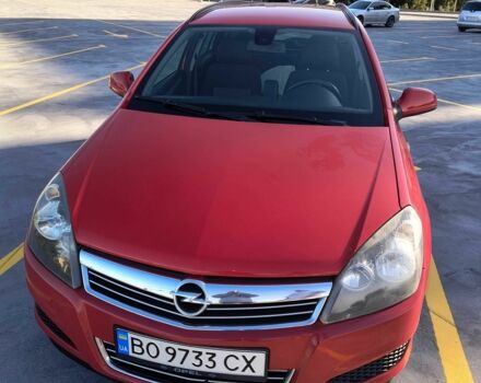 Красный Опель Астра, объемом двигателя 1.7 л и пробегом 241 тыс. км за 4900 $, фото 11 на Automoto.ua