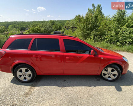 Красный Опель Астра, объемом двигателя 1.6 л и пробегом 184 тыс. км за 6500 $, фото 2 на Automoto.ua