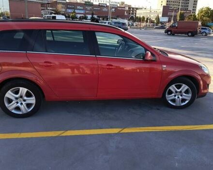 Красный Опель Астра, объемом двигателя 1.7 л и пробегом 241 тыс. км за 4900 $, фото 5 на Automoto.ua