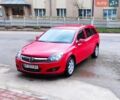 Красный Опель Астра, объемом двигателя 1.69 л и пробегом 255 тыс. км за 4900 $, фото 1 на Automoto.ua
