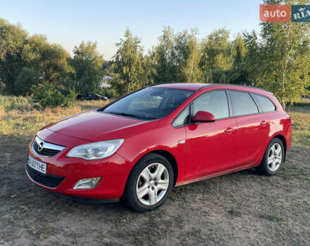 Красный Опель Астра, объемом двигателя 1.69 л и пробегом 270 тыс. км за 6600 $, фото 2 на Automoto.ua