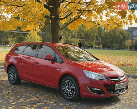 Опель Астра 2013 в Ровно на Automoto.ua Красный Опель Астра, объемом двигателя 1.7 л и пробегом 240 тыс. км за 5700 $, фото 15 на Automoto.ua