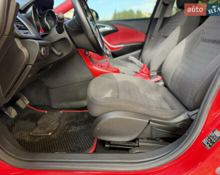 Опель Астра 2013 в Ровно на Automoto.ua Красный Опель Астра, объемом двигателя 1.7 л и пробегом 240 тыс. км за 5700 $, фото 64 на Automoto.ua