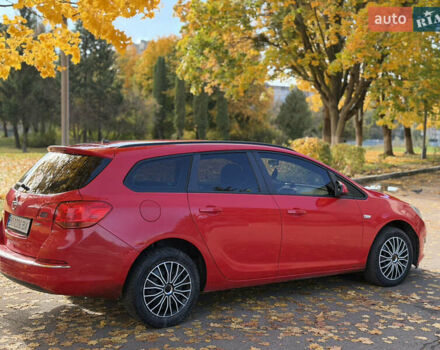 Опель Астра 2013 в Ровно на Automoto.ua Красный Опель Астра, объемом двигателя 1.7 л и пробегом 240 тыс. км за 6350 $, фото 27 на Automoto.ua