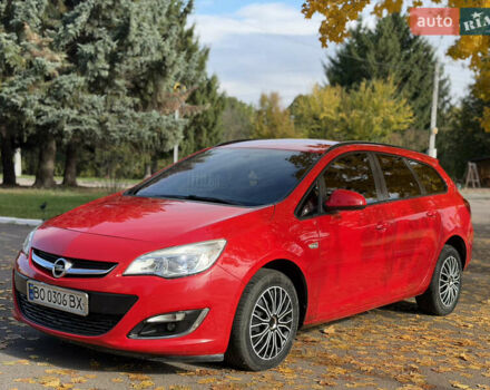 Опель Астра 2013 в Ровно на Automoto.ua Красный Опель Астра, объемом двигателя 1.7 л и пробегом 240 тыс. км за 5700 $, фото 3 на Automoto.ua