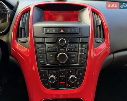 Опель Астра 2013 в Ровно на Automoto.ua Красный Опель Астра, объемом двигателя 1.7 л и пробегом 240 тыс. км за 5700 $, фото 53 на Automoto.ua