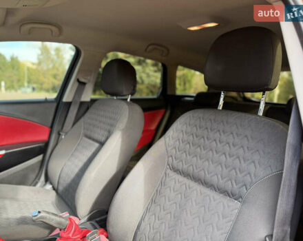 Опель Астра 2013 в Ровно на Automoto.ua Красный Опель Астра, объемом двигателя 1.7 л и пробегом 240 тыс. км за 5700 $, фото 62 на Automoto.ua