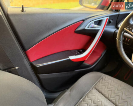 Опель Астра 2013 в Ровно на Automoto.ua Красный Опель Астра, объемом двигателя 1.7 л и пробегом 240 тыс. км за 5700 $, фото 46 на Automoto.ua