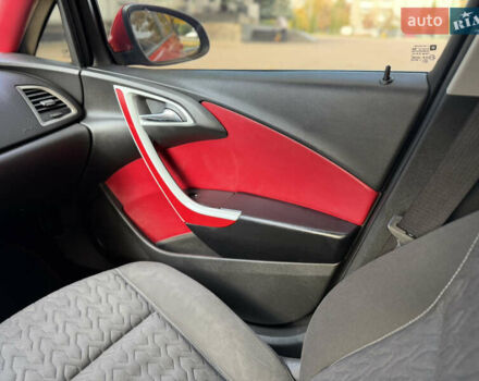 Опель Астра 2013 в Ровно на Automoto.ua Красный Опель Астра, объемом двигателя 1.7 л и пробегом 240 тыс. км за 5700 $, фото 50 на Automoto.ua