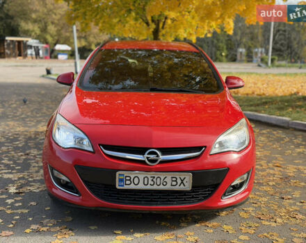 Опель Астра 2013 в Ровно на Automoto.ua Красный Опель Астра, объемом двигателя 1.7 л и пробегом 240 тыс. км за 5700 $, фото 7 на Automoto.ua