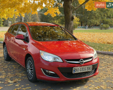 Опель Астра 2013 в Ровно на Automoto.ua Красный Опель Астра, объемом двигателя 1.7 л и пробегом 240 тыс. км за 5700 $, фото 13 на Automoto.ua