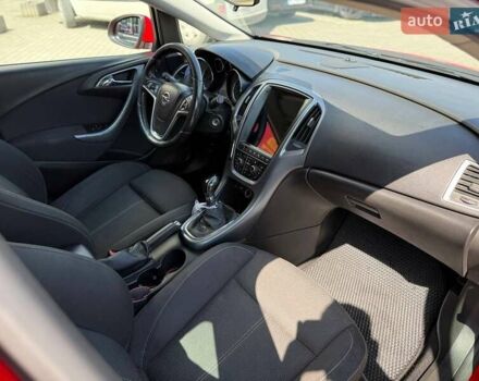 Красный Опель Астра, объемом двигателя 1.7 л и пробегом 266 тыс. км за 8500 $, фото 8 на Automoto.ua