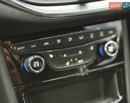 Красный Опель Астра, объемом двигателя 1.5 л и пробегом 174 тыс. км за 15300 $, фото 21 на Automoto.ua