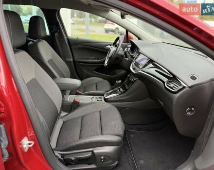 Красный Опель Астра, объемом двигателя 1.5 л и пробегом 174 тыс. км за 15300 $, фото 10 на Automoto.ua