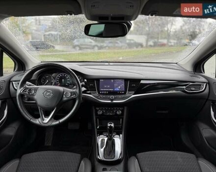 Красный Опель Астра, объемом двигателя 1.5 л и пробегом 174 тыс. км за 15300 $, фото 8 на Automoto.ua