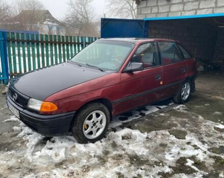 Червоний Опель Астра, об'ємом двигуна 1.6 л та пробігом 252 тис. км за 971 $, фото 1 на Automoto.ua