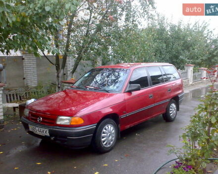 Червоний Опель Астра, об'ємом двигуна 1.4 л та пробігом 435 тис. км за 950 $, фото 1 на Automoto.ua