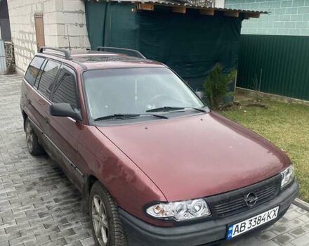 Красный Опель Астра, объемом двигателя 1.6 л и пробегом 387 тыс. км за 1700 $, фото 1 на Automoto.ua
