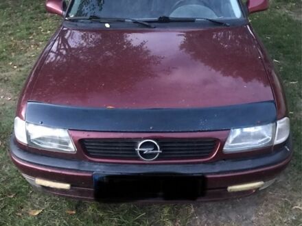 Опель Астра 1997 в Ковель на Automoto.ua Красный Опель Астра, объемом двигателя 1.6 л и пробегом 30 тыс. км за 1800 $, фото 1 на Automoto.ua