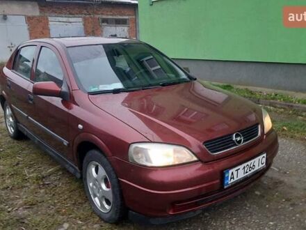Красный Опель Астра, объемом двигателя 1.6 л и пробегом 250 тыс. км за 2700 $, фото 1 на Automoto.ua
