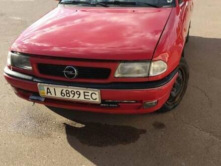 Опель Астра 1998 у Києві на Automoto.ua Червоний Опель Астра, об'ємом двигуна 1.7 л та пробігом 427 тис. км за 2500 $, фото 1 на Automoto.ua